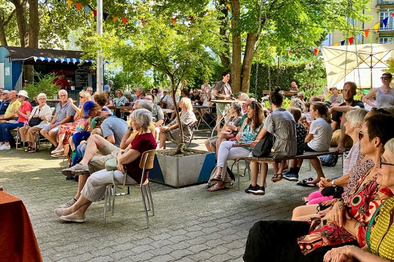 Ein buntes Fest für Alt und Jung