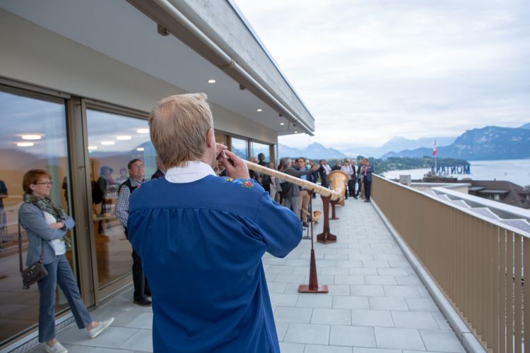 Dachterrasse Haus Pilatus des Betagtenzentrums Dreilinden von Viva Luzern